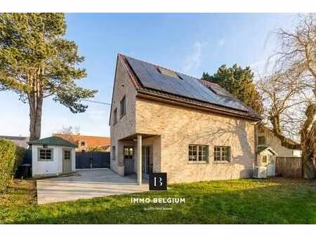 energiezuinige  vrijstaande woning in rustige straat