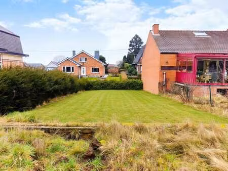 terrain pour maison 3 façades à courcelles