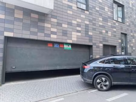 place de parking à louer