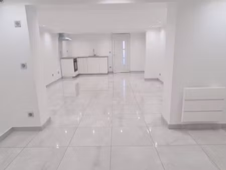 t2 / 70m² / issou - porcheville (ligne j)