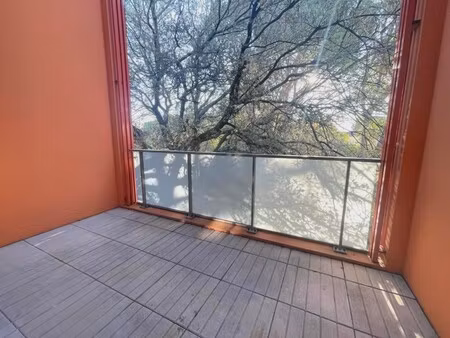 t2 avec loggia et garage à montpellier