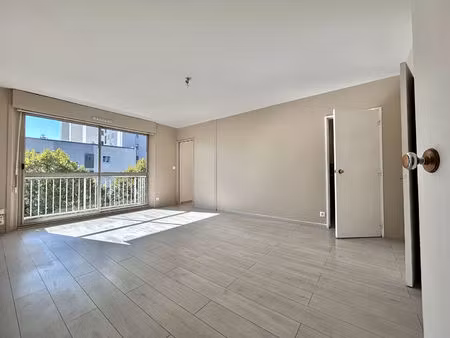 t2 - rd-point - rte de paris