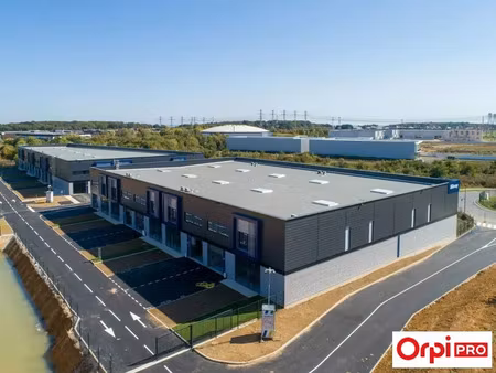 local d'activite a louer