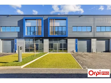 local d'activite a louer