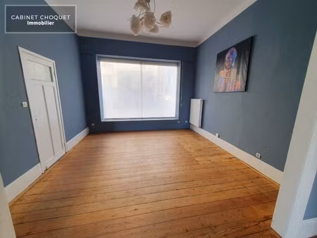 lille gambetta - entre metros gambetta republique - prox commerces - maison type f5 avec c