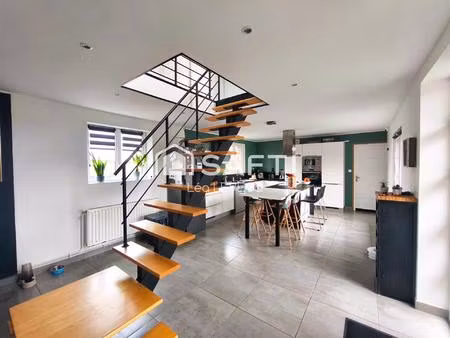 maison de caractère – 180 m² – 4 chambres – 891 m² – 295 000 € fai preux-au-bois