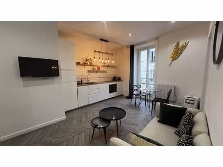 carré d'or - 2 pièces meublé