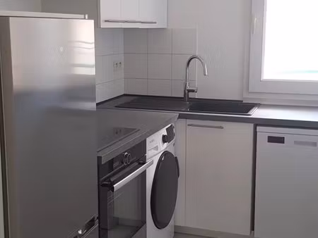 2 pieces sucy en brie