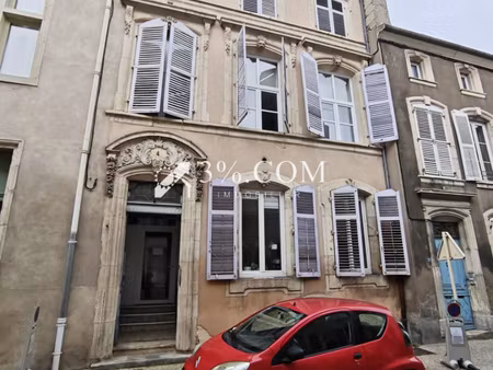 appartement de caractère au cœur de toul – 64 m²  cuisine équipée  2 chambres