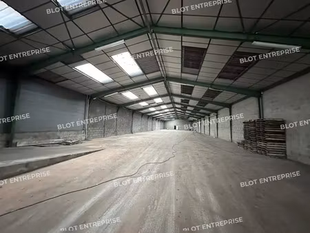 à louer - local d'activites 1310 m² - languidic