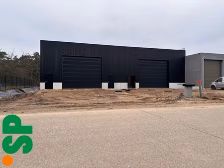 commercieel te huur in balen