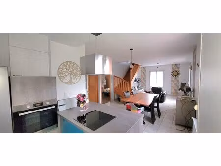 saint-die-des-vosges : duplex avec 4 chambres et garage