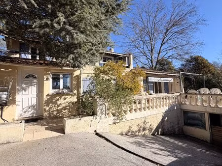 maison familiale ou investissement locatif – 208 m² – 3 log