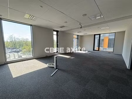 location bureau epagny metz tessy 192 m²