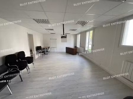 à louer - bureaux 125 m² - lorient