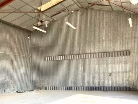 location local d'activités neuilly plaisance 385 m²