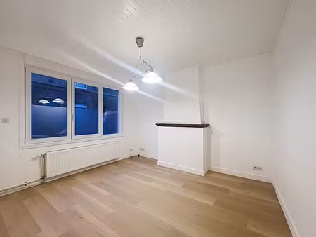 huis te huur in sint-amandsberg met 1 slaapkamer