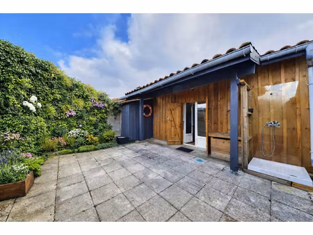 maison 1 pièces 17 m² à vendre / acheter arès 33740 ? | era immobilier