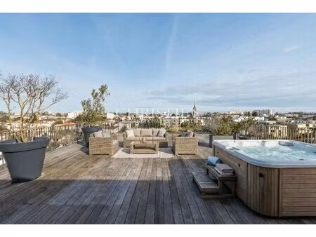 exceptional apartment - top floor with rooftop and terrace- bordeaux caudéran with id 3586