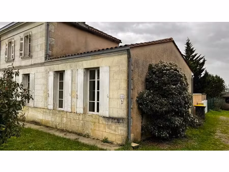 vente maison 3 pièces 106 m² à reignac (33860)  133 000 €