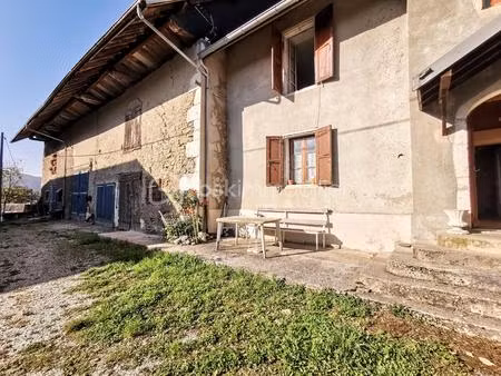 maison de 154 m² à la biolle