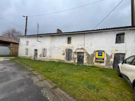 vente maison 4 pièces 236 m² brizambourg (17770)