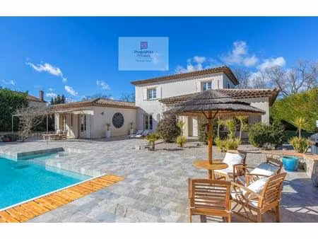 maison contemporaine 250 m² avec piscine callian / montauroux calme absolu