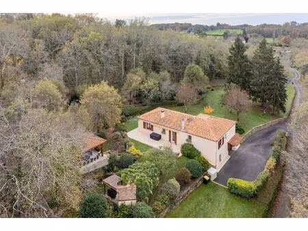 lalinde – maison sur sous-sol entièrement rénovée  double garage et atelier indépendant...