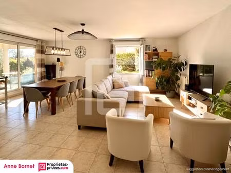 appartement 3 pièces en rez-de-jardin 70 m2  2 parkings  piscines  tennis