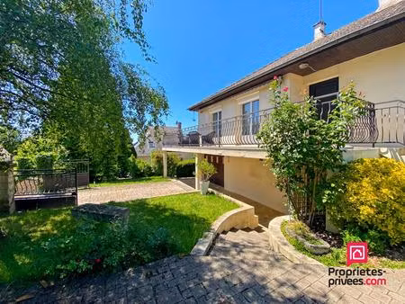 proche avallon maison avec jardin rénovée