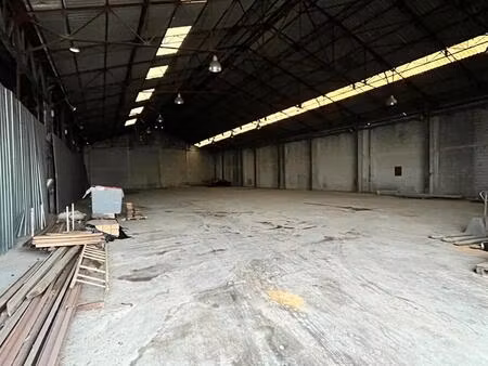 yzeure-moulins - entrepôt   local industriel 2.000 m²