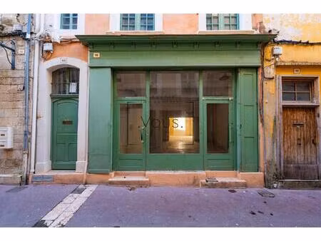 opportunité - immeuble de caractère dans le centre historique d’apt - luberon
