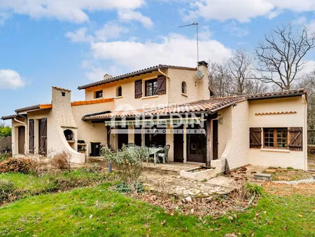 vente maison 6 pièces 131.3 m² à cursan (33670)  295 000 €