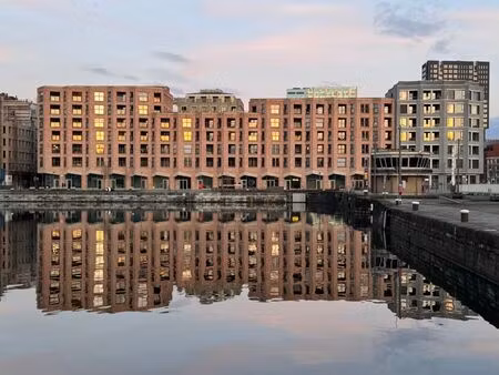 antwerpren - recent appartement met zicht op het water