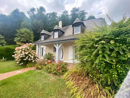 vente maison 5 pièces 132 m² à oloron-sainte-marie (64400)  334 000 €