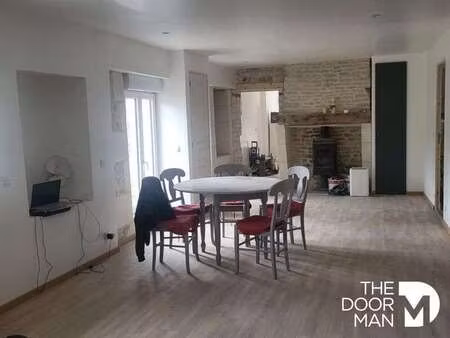 vente longère et corps de ferme à prahecq (79230) : à vendre / 118m² prahecq