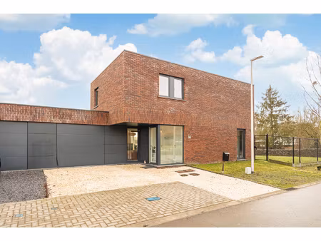 huis te koop in hasselt met 3 slaapkamers