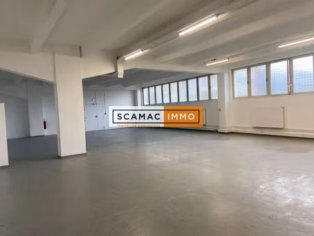 local d'activités de 255m²