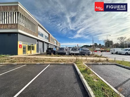 bureaux neufs à louer à rousset