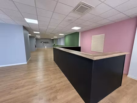 local commercial - 180m2 - cantini / 26ème centenaire