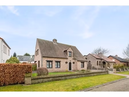 huis te koop in mol met 4 slaapkamers