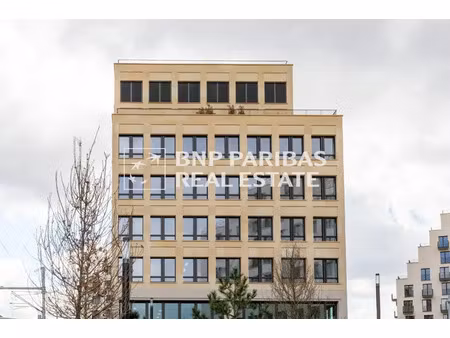 location bureau paris 75019