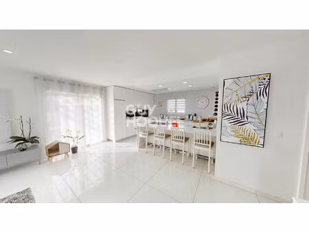 maison moderne + dépendance à mimizan bourg