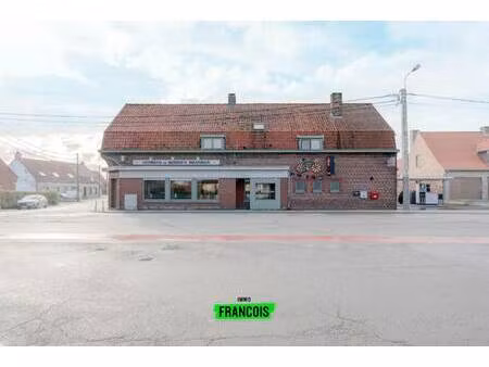 commercieel te koop in ieper met 4 slaapkamers