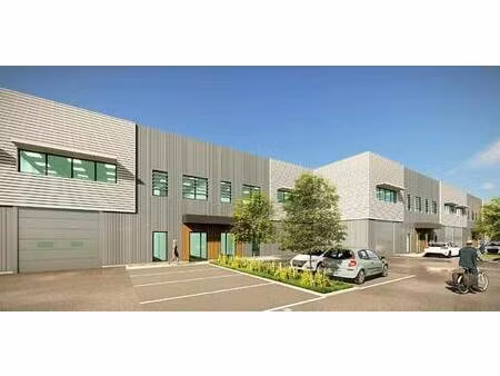 local d'activités à louer