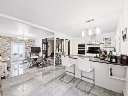 spacieuse maison familiale à villeparisis