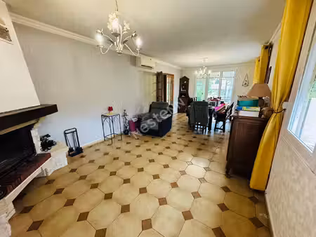 maison 4 pièces de 144m² sur sous-sol - sassenay - calme - très fort potentiel