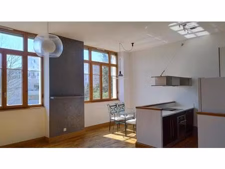 location appartement 3 pièces 77 m² à grenoble (38000)