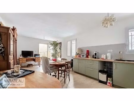 t3 de plain pied avec extérieur