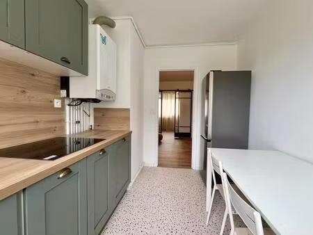 location appartement 3 pièces 45 m² à angers (49000)